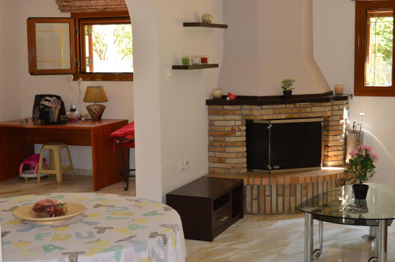 Ionian Sea Base Floor Villa Apartment At Kyllini Kastron  Bagian luar foto
