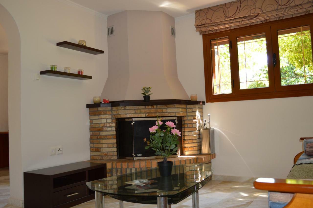 Ionian Sea Base Floor Villa Apartment At Kyllini Kastron  Bagian luar foto